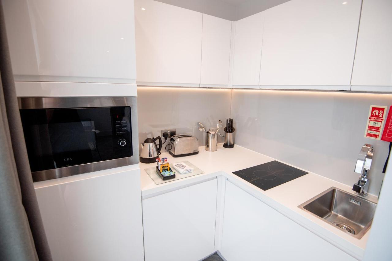 Roomzzz London Stratford Экстерьер фото