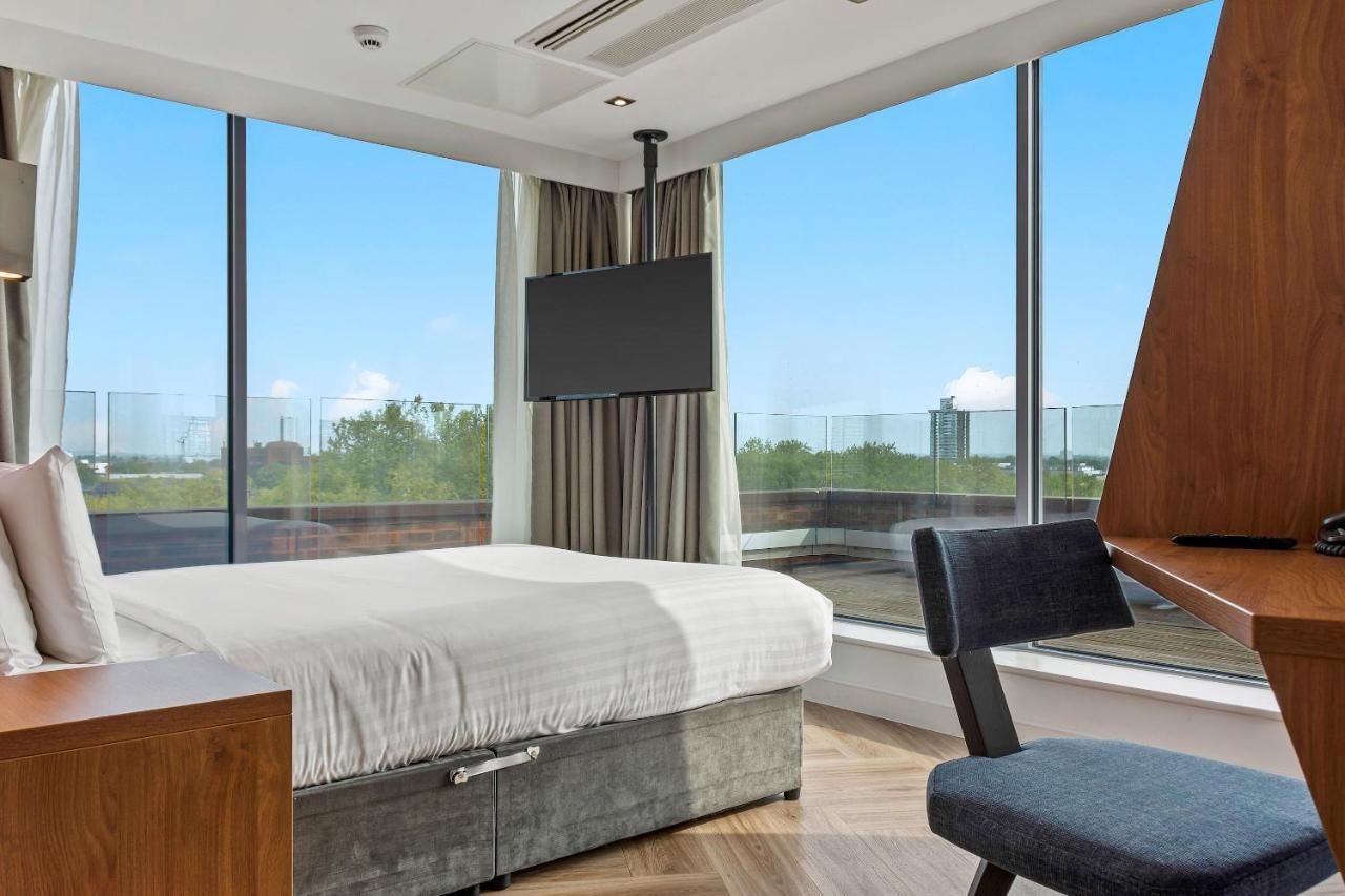 Roomzzz London Stratford Экстерьер фото