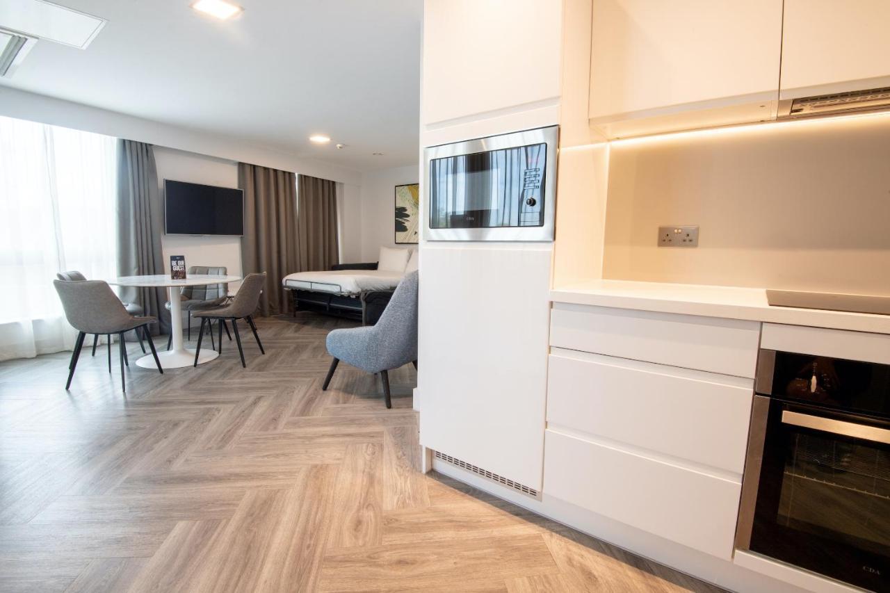 Roomzzz London Stratford Экстерьер фото