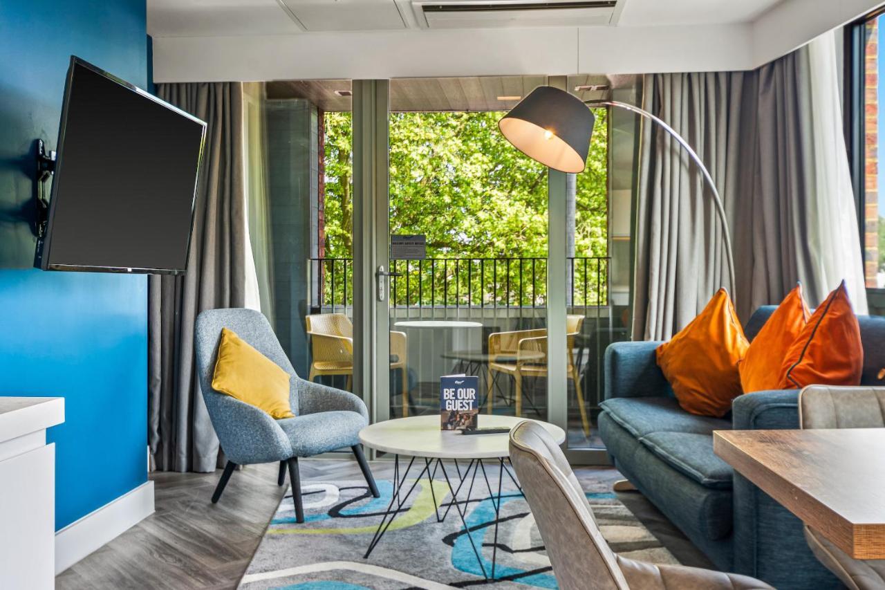 Roomzzz London Stratford Экстерьер фото